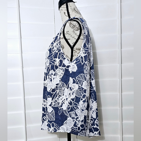 SJS SLEEVELESS BLOUSE/TOP - Picture 5 of 11